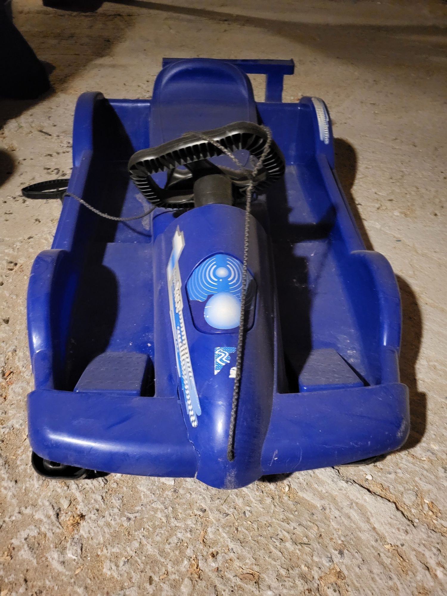 Niebieski Zlizg samochód