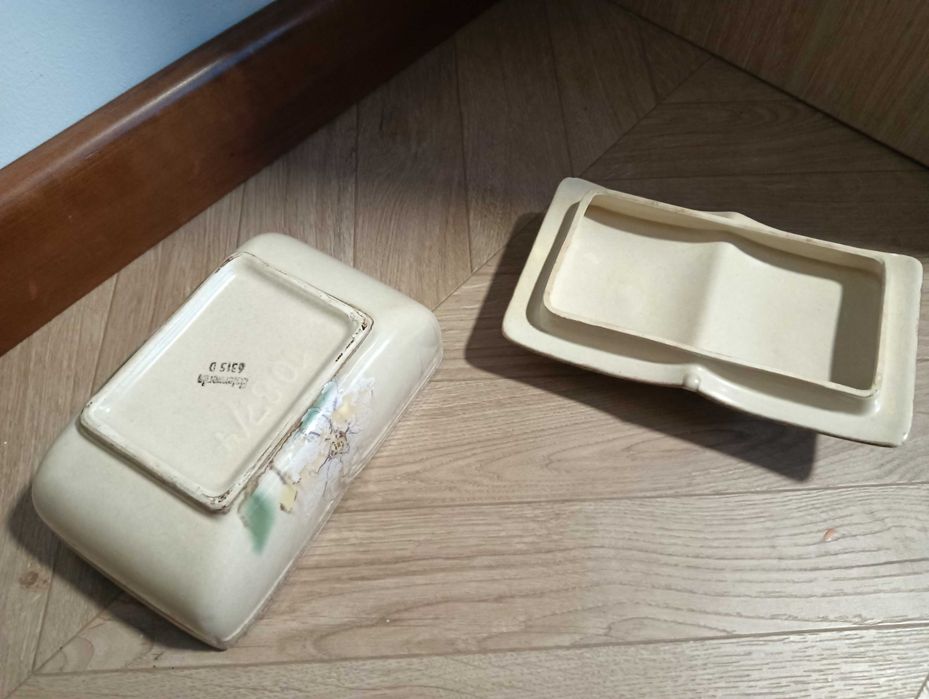 Pojemnik z pokrywką ceramiczny ozdobny