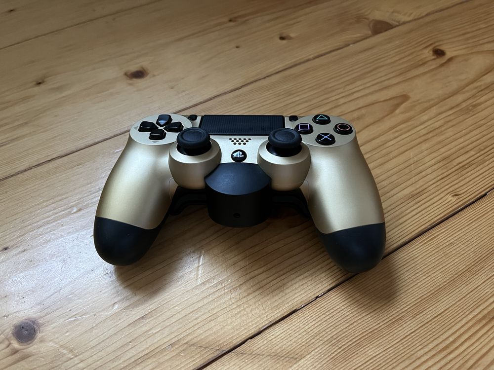 Sony DualShock 4 V2 Złoty + Back Button Attachment
