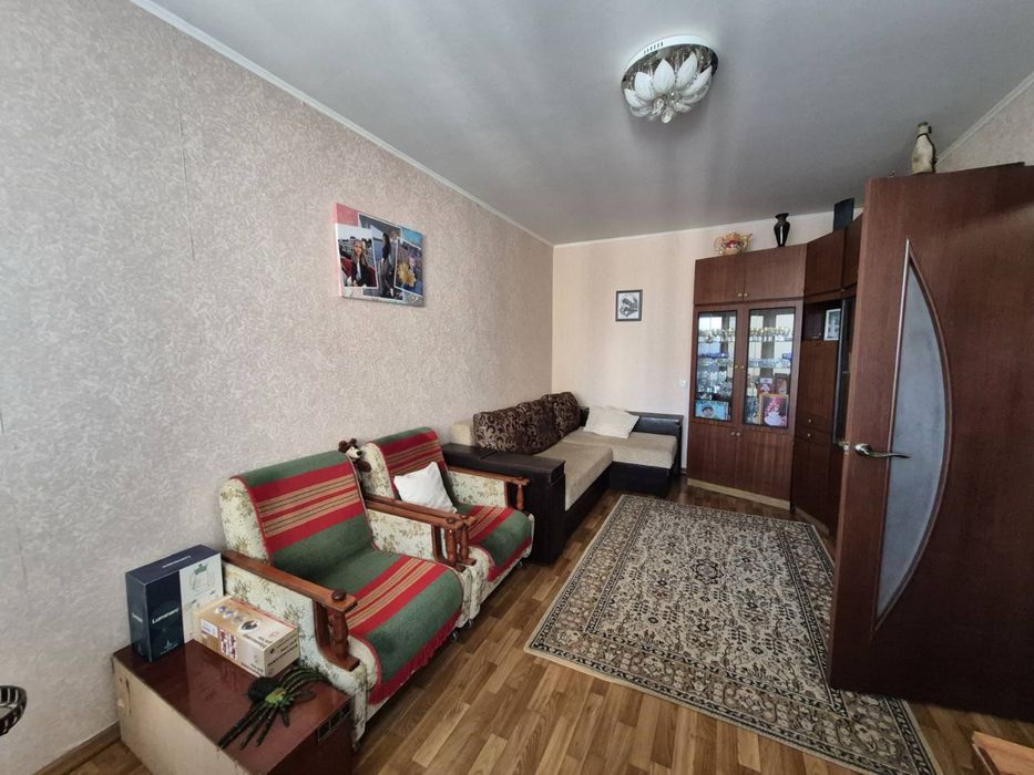 Продам 4х кімнатну квартиру Малікова