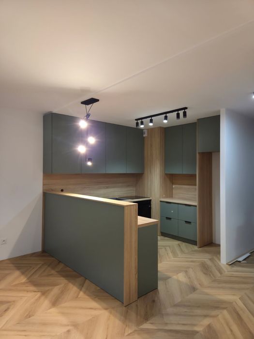 Meble kuchenne  pokojowe  zabudowy wnęk  szafy na wymiar dla wszystkic