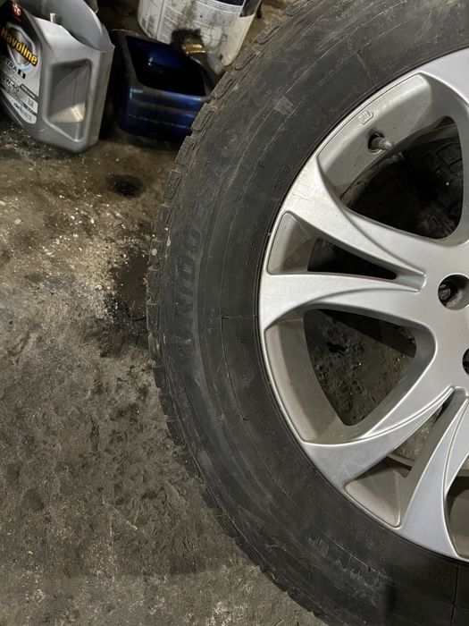 Продам колеса з зимньою резиною 235/65 R17 108H розболтовка 5*114.3