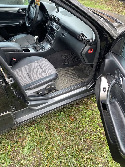 Продам мерс С клас 2004р