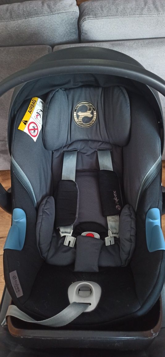 Fotelik Cybex Aton M z bazą ISOFIX