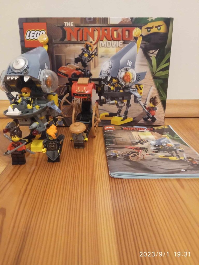 Lego ninjago atak pirani 70629