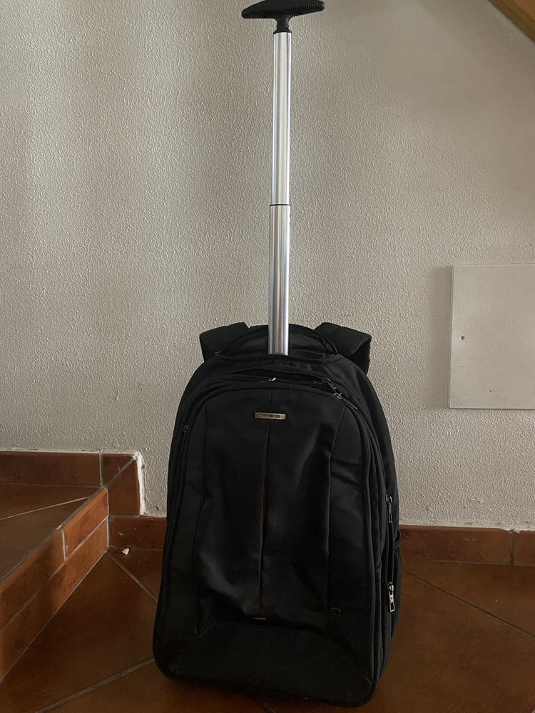 Samsonite Mochila com Rodas 15.6" GUARDIT 2.0 Preto