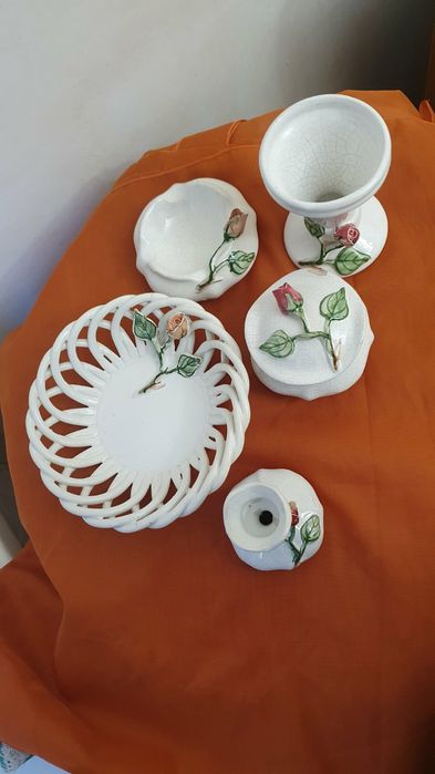 Продам красивый набор фарфора