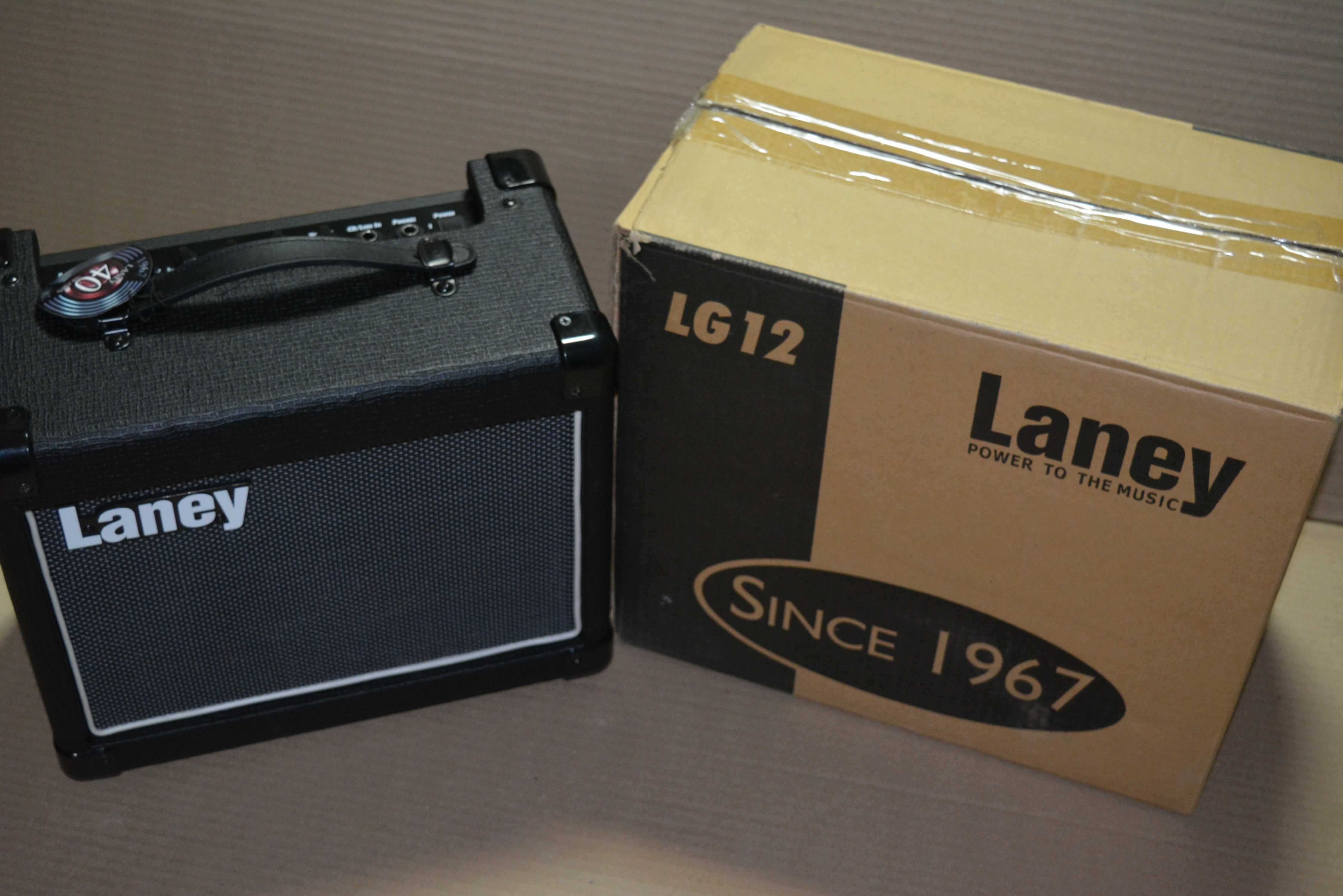 Комбик комбоусилитель для электрогитары Laney LG12