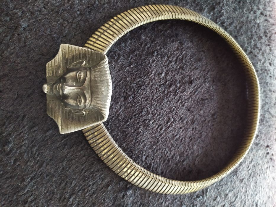 Colares vintage retro