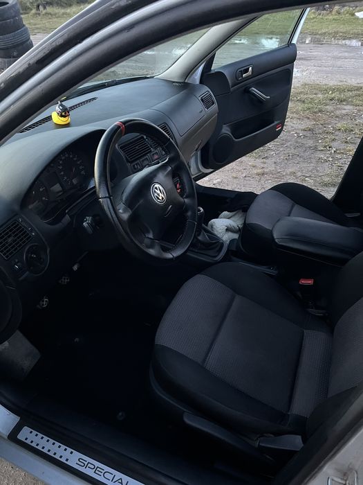 Golf 4, 1.4 бензин, 2001