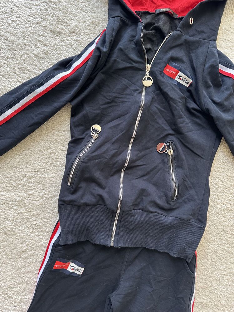 Костюм під Tommy Hilfiger на розмір Xs-S