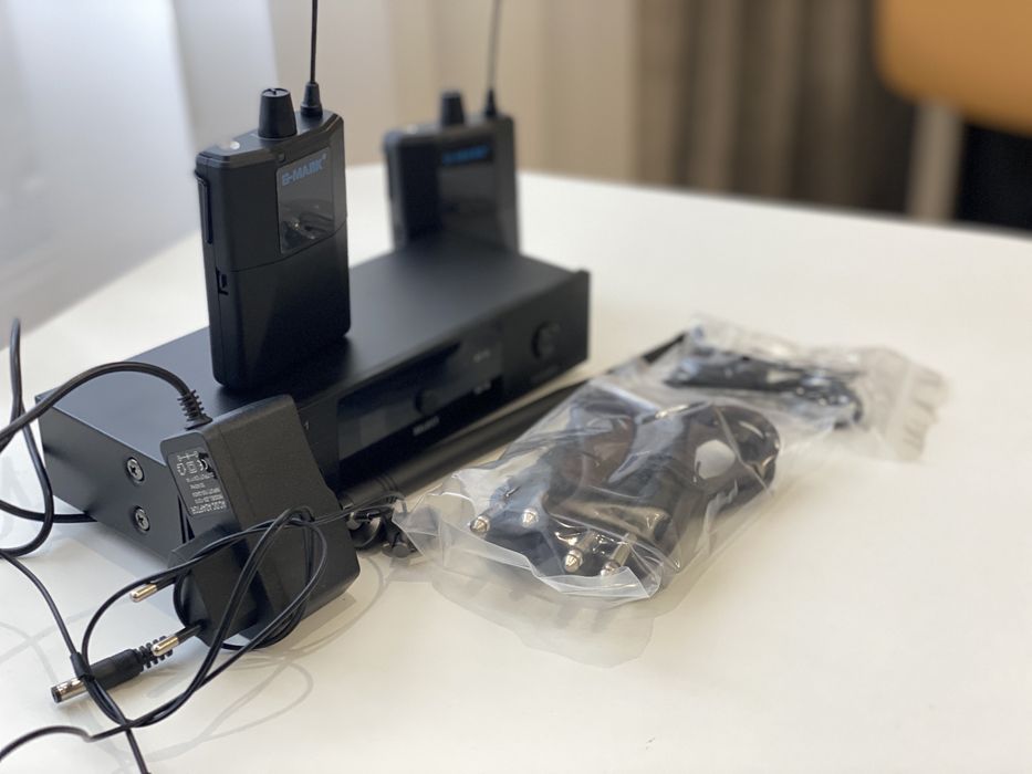 In air. Система персонального моніторингу. Вушні монітори. Ціна-якість