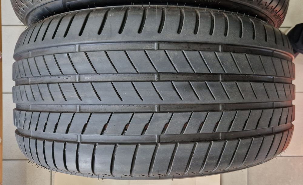 Bridgestone Alenza 001 305/40R20 48.20r.