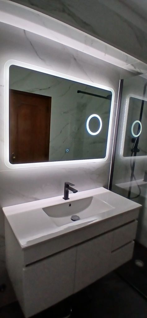 Se precisa de uma pintura,  pladur, pavimento flutuante, casa de banho