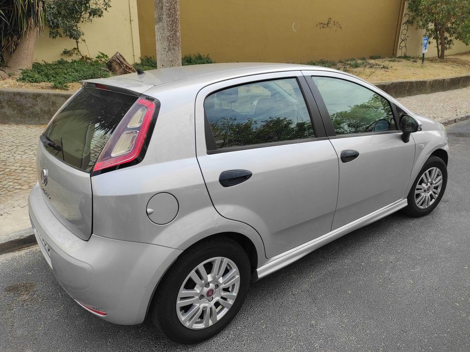 Punto, AC, airbag, 2014, 78.000km, jantes espec. Vá mecânico