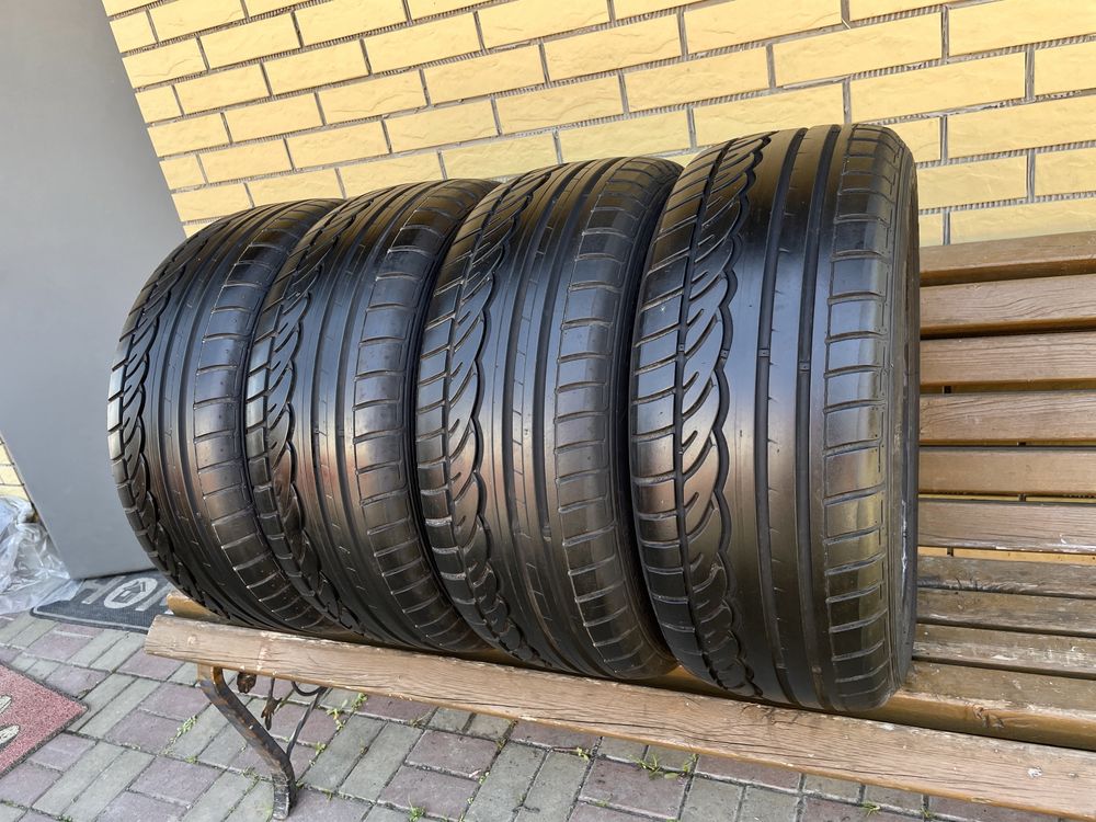 Шини Резина 235.55 R17 Dunlop