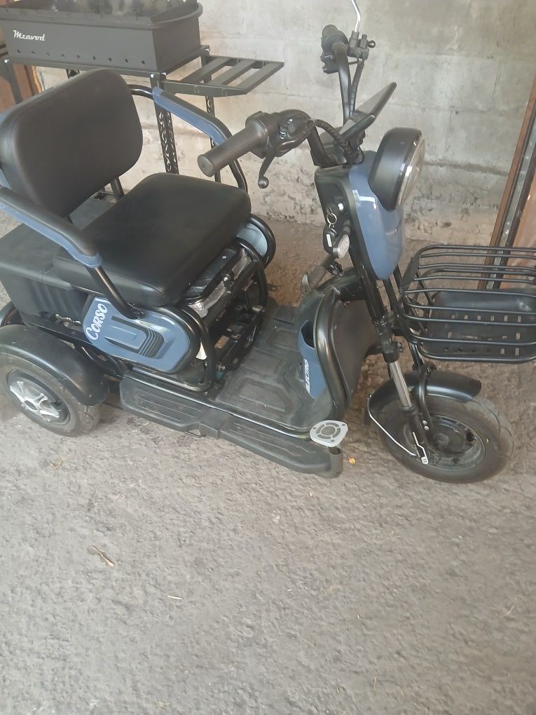 Продам електро мопед