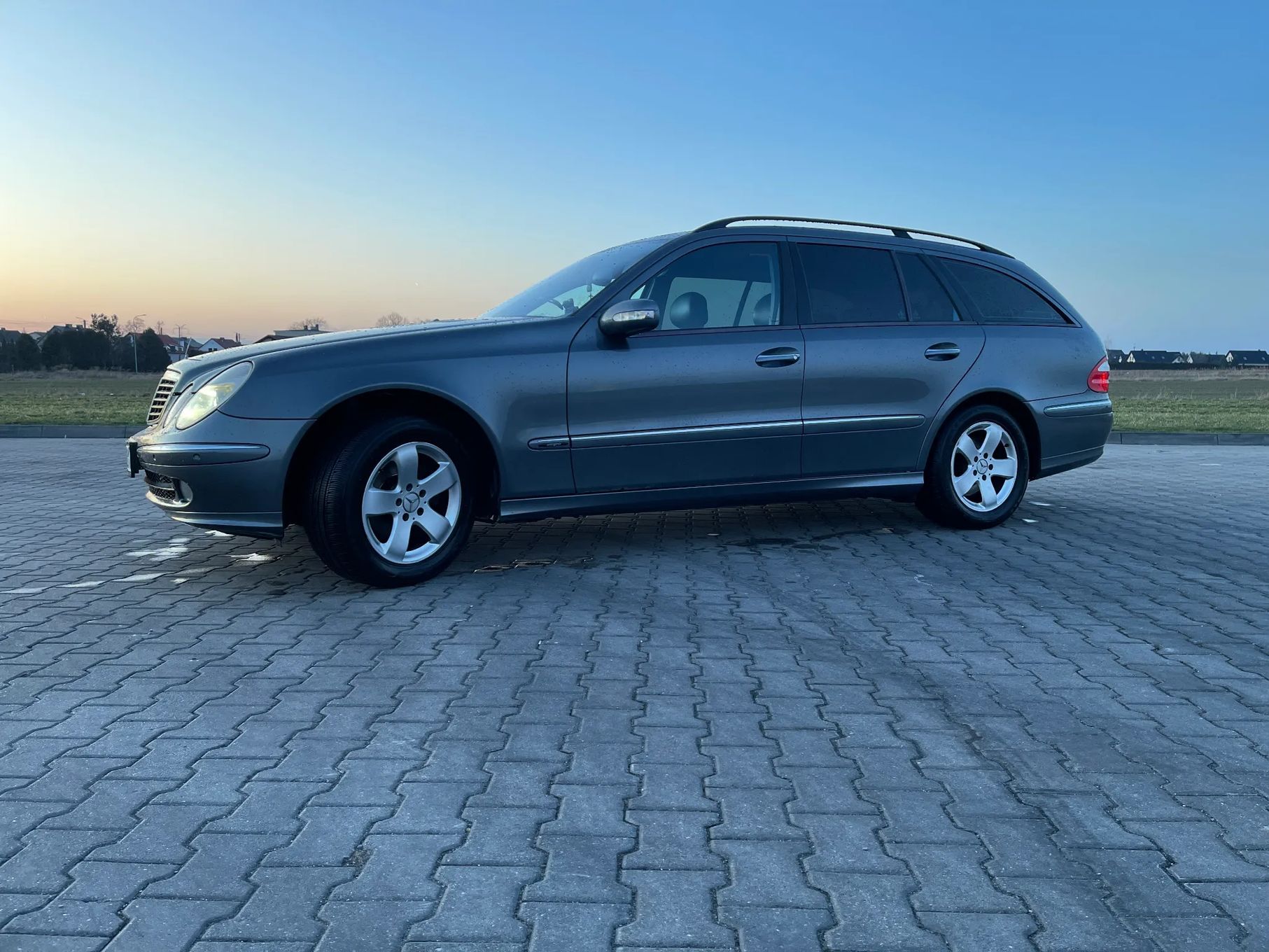 Mercedes-Benz Klasa E W211 E280 V6 - pierwszy właściciel w Polsce