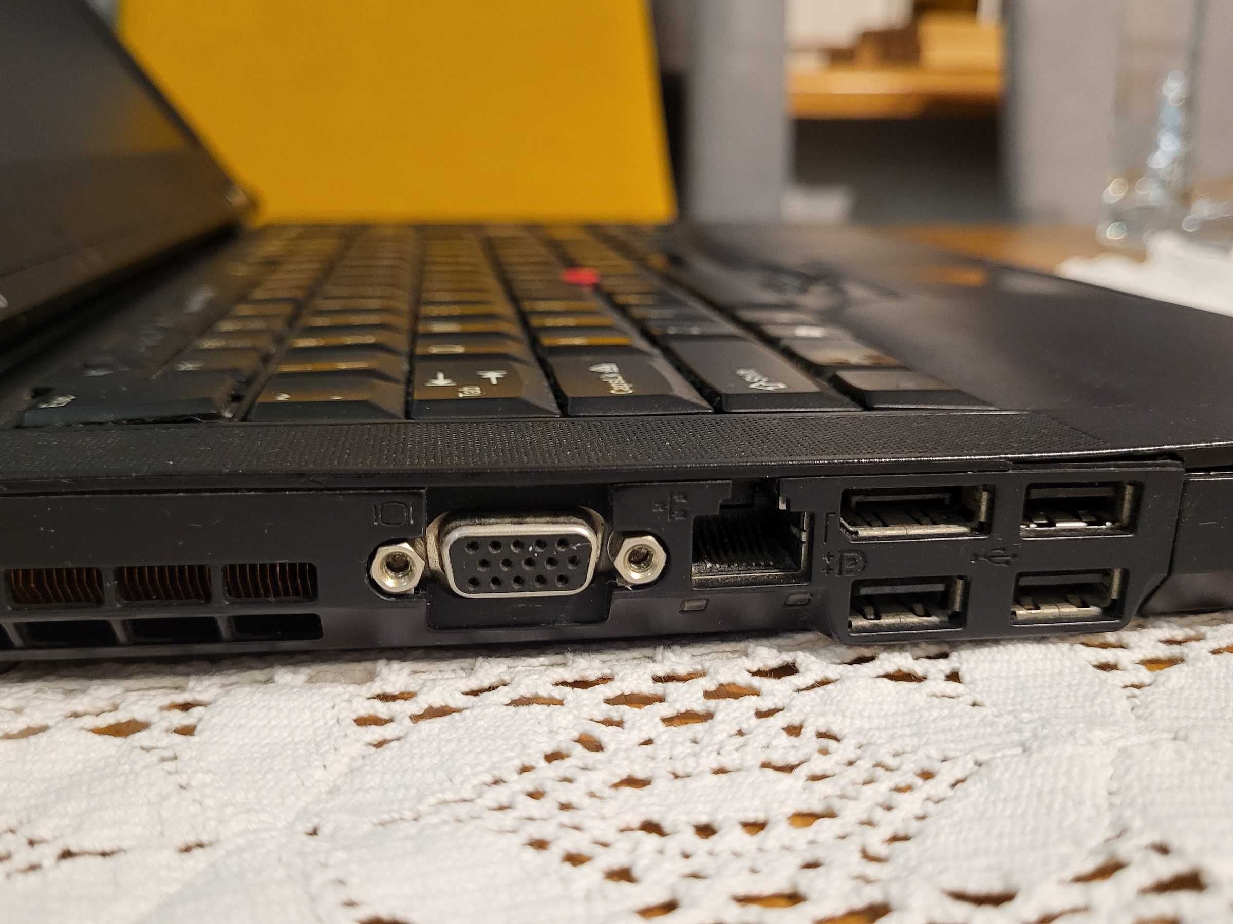 Sprzedam laptop Lenovo Thinkpad T410 używany w bardzo dobrym stanie