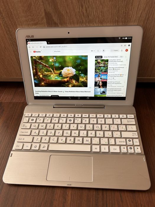 Планшет з клавіатурою Asus Transformer Pad K018 TF103CG 16GB 3G White