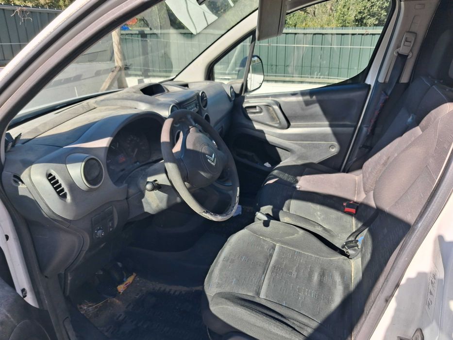 Vendo Carrinha Berlingo de 3 lugares