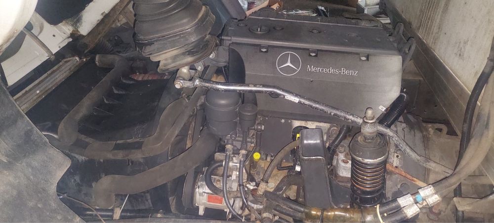 Mercedes  Atego 1318 13500 повна масса