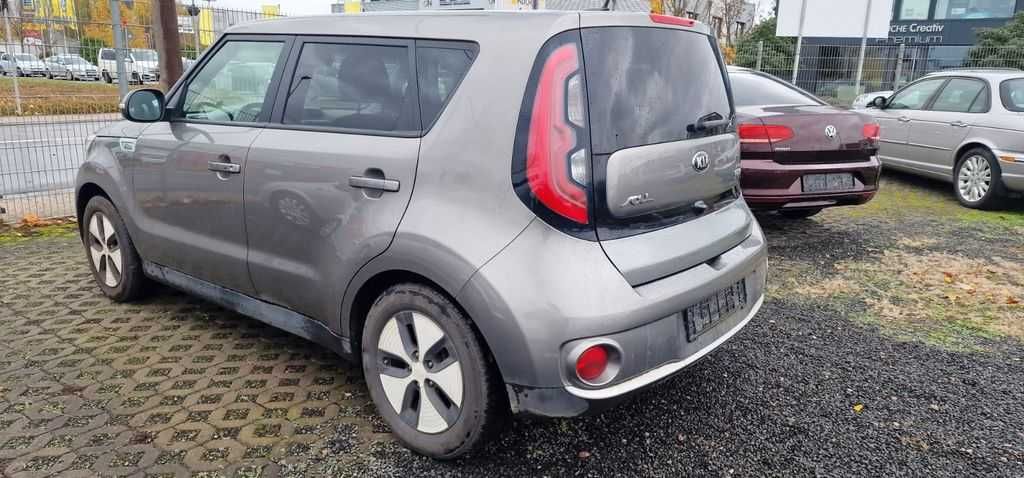 Розборка шрот запчасти Kia Soul EV колір IM кіа соул солл разборка