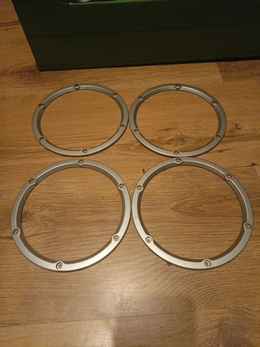 Sprzedam pierścienie na głośniki JBL E80.