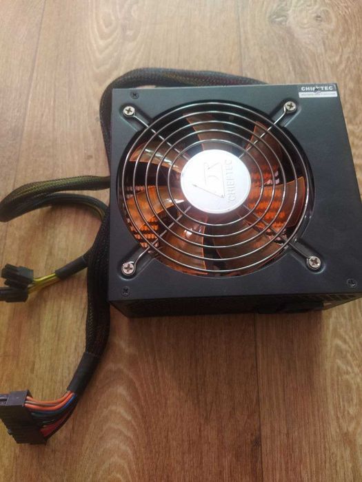 Продам блок живлення Chieftec CTG-750C
