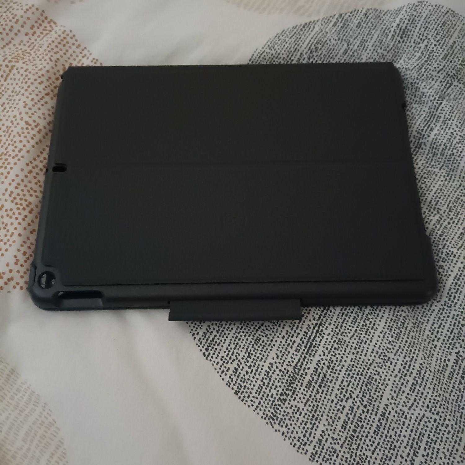 Slim folio logitech