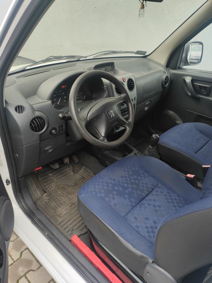 Peugeot Partner 1.6 hdi klima boczne drzwi