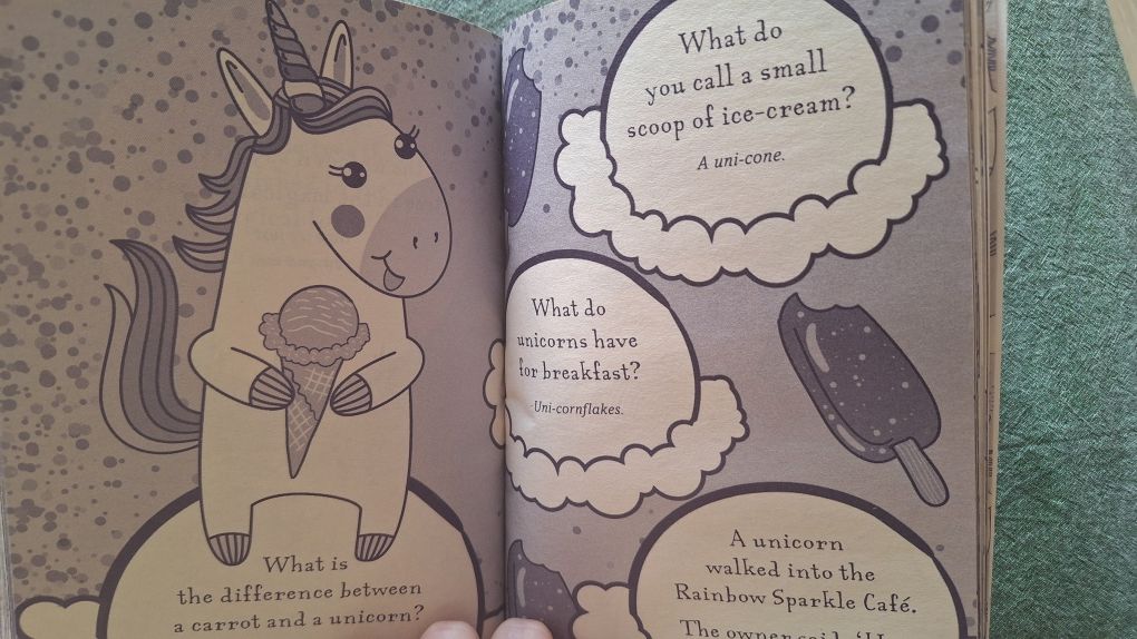 The Ultimate Unicorn Joke Book, Mia the bridesmaid Fairy, Дейзі Медовс