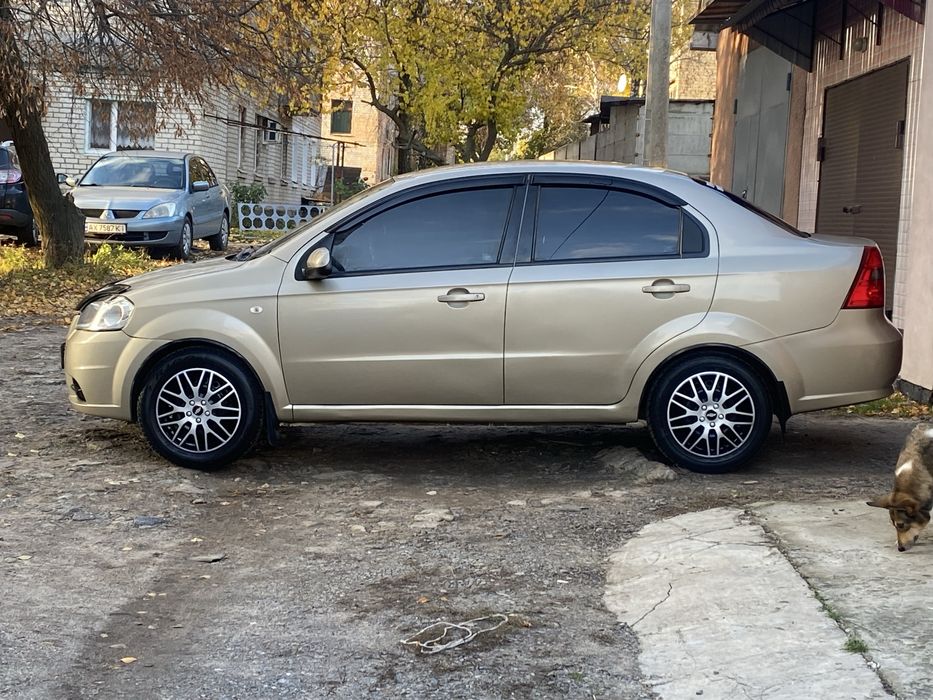 Продам авто в гарному стані 2013рік ,160тис пробігу 3900у.е