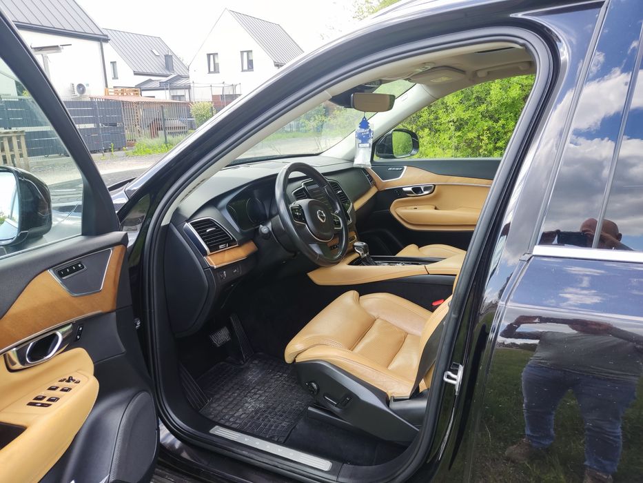 XC 90 2.0 D5 224 KM