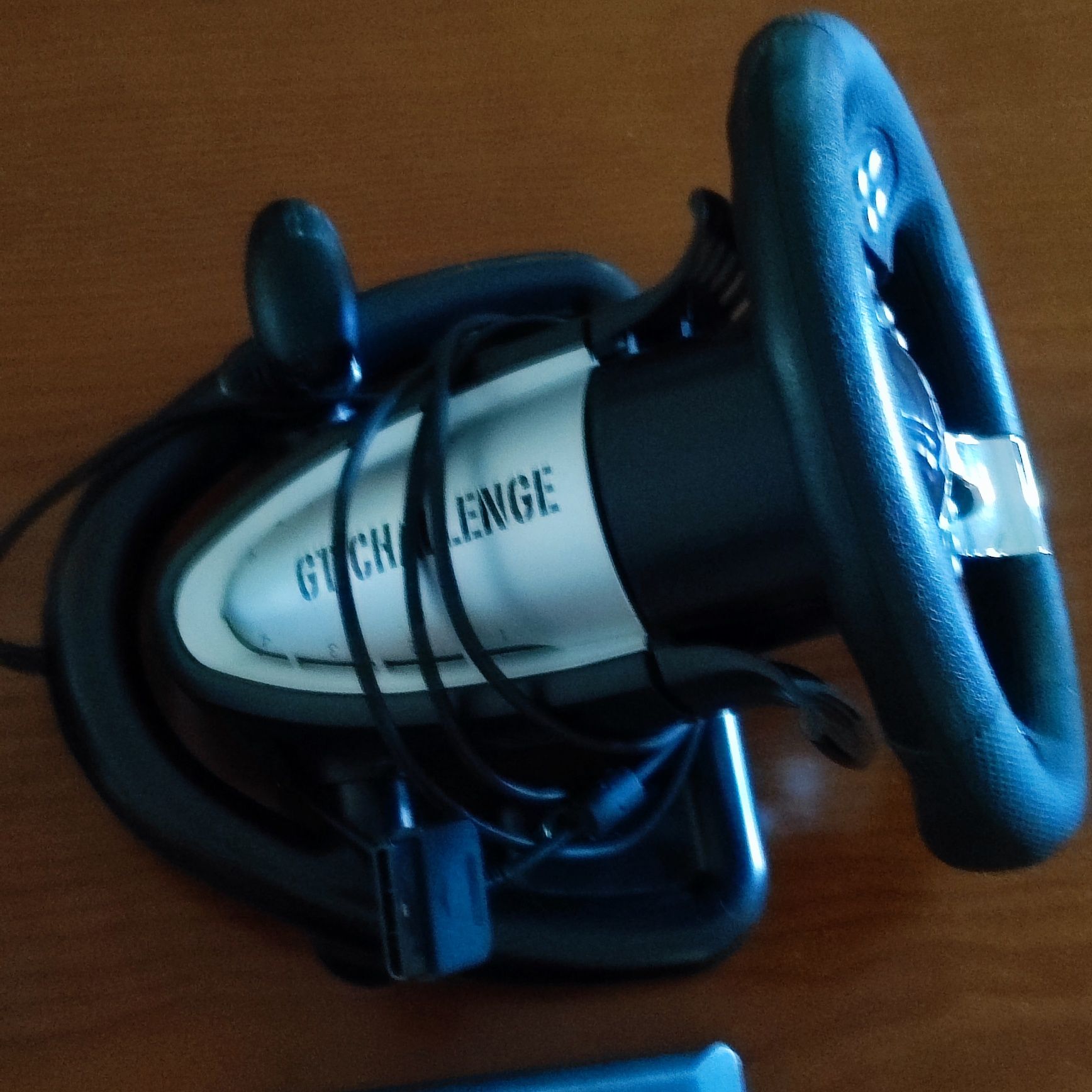 Volante e Pedais NGS GT-Challenge (PC/PS3/PS2)