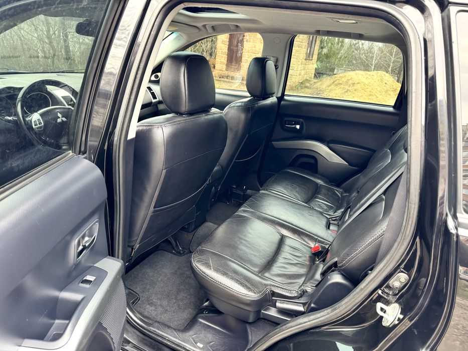 Продам Mitsubishi Outlander XL
