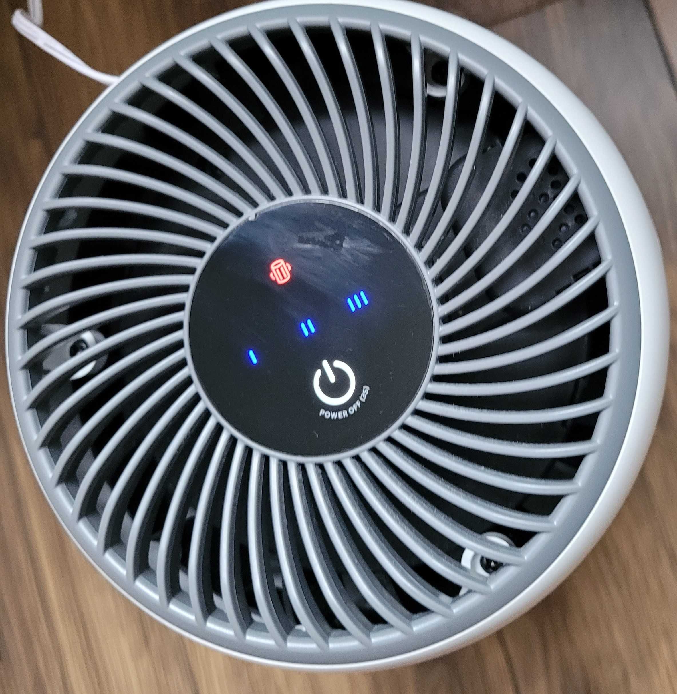 mały oczyszczacz powietrza Levoit LAP-C161 Core Mini HEPA biały działa
