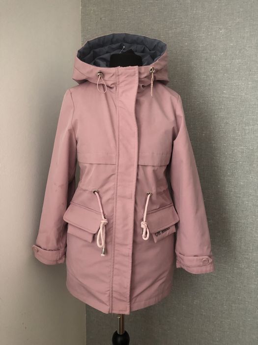 Курточка на дівчинку