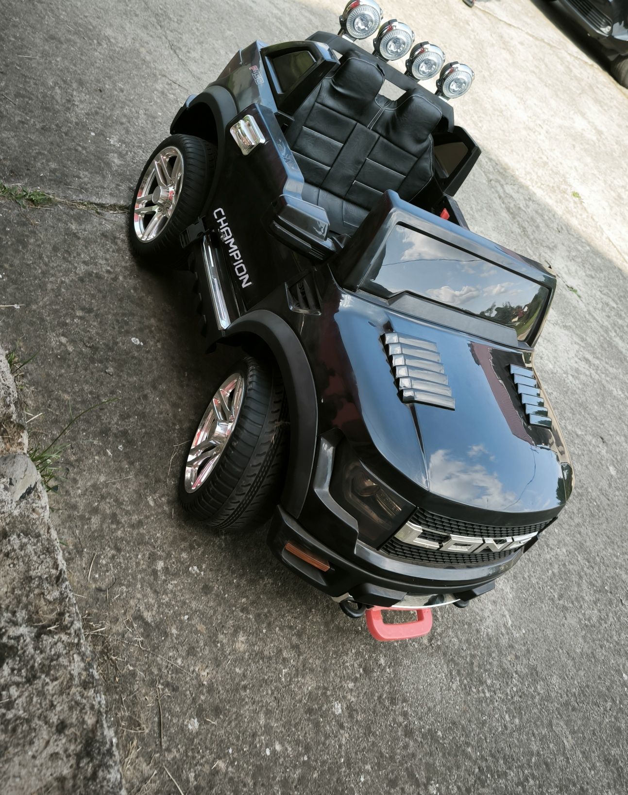 Jeep long champion jeździk