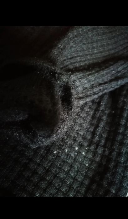 nowy Sweter.  Z falbanką.  Skład z dodatkiem Wełny, Angory. NEW YORKER