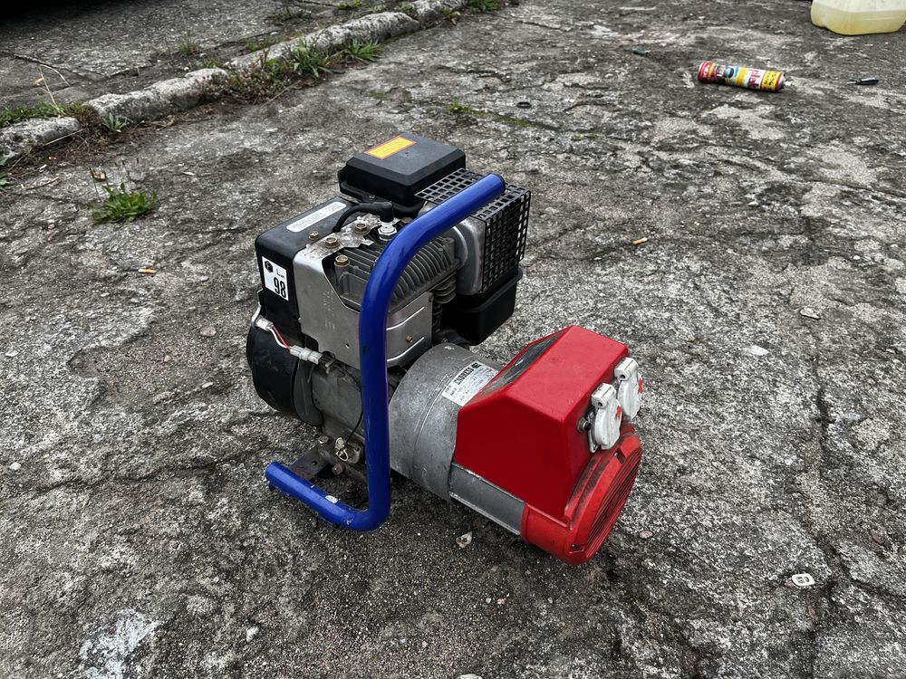 Angielski Agregat Endress 2.2kv