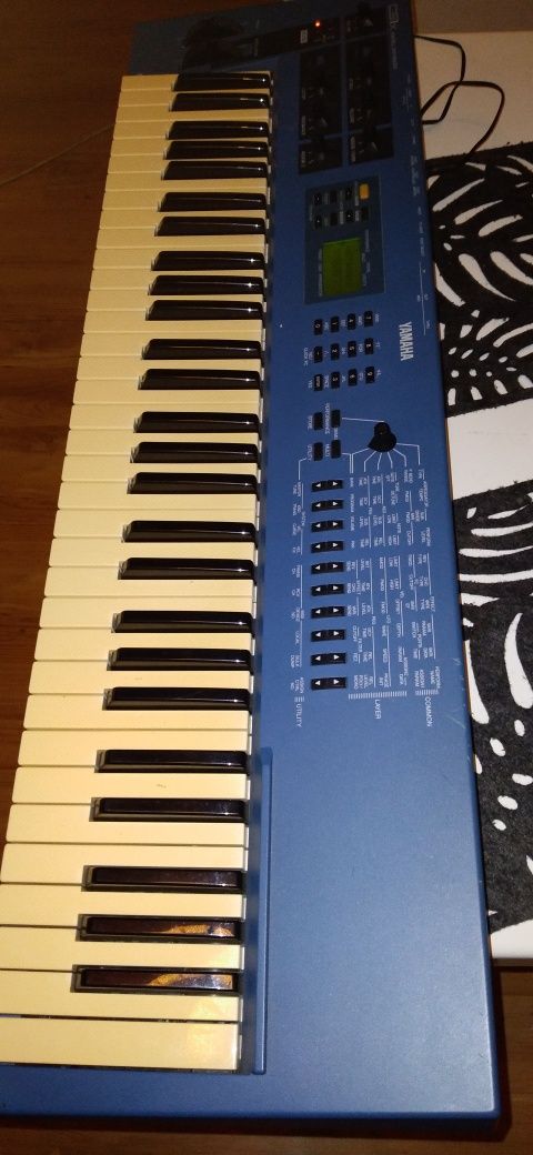 Syntezator Yamaha CS1x , stan bdb