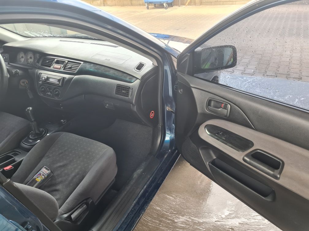 Mitsubisihi Ланцер 9