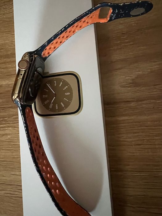 Apple iWatch Series 8 GPS + Cellular