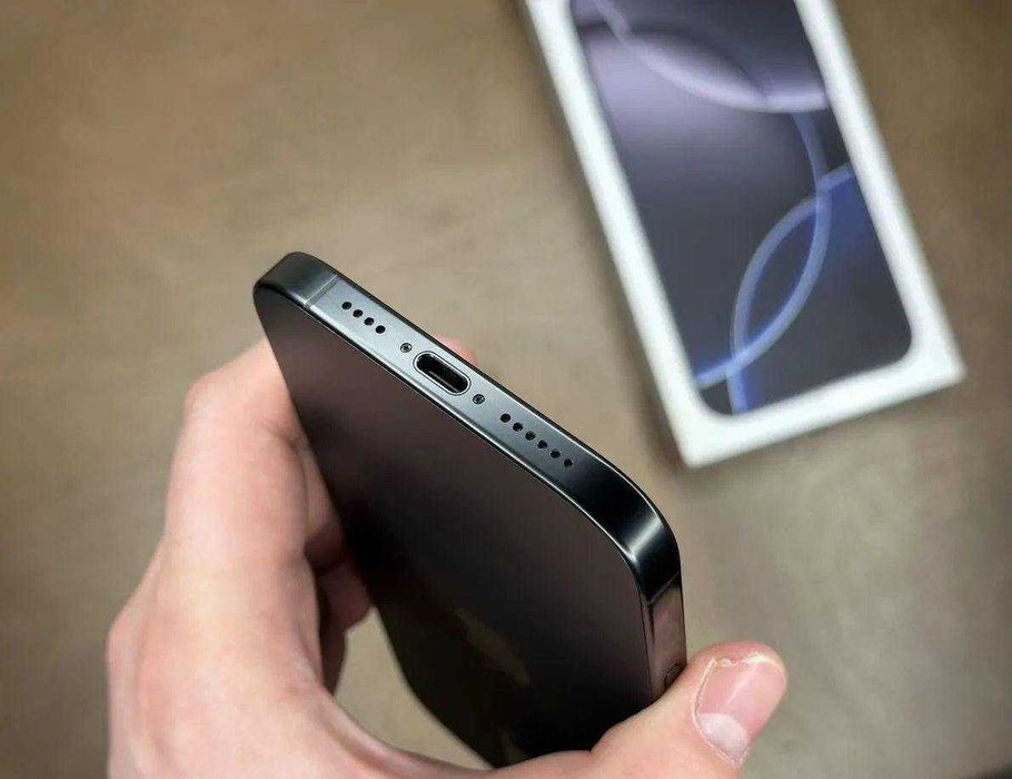 iPhone 16 Pro Max, 1 ТБ, SIM + eSIM