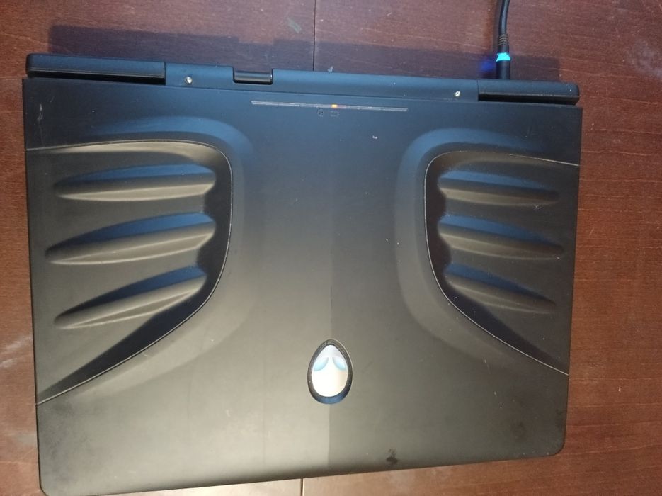 Продам ноутбук DESKTOP-DHM6SAQ