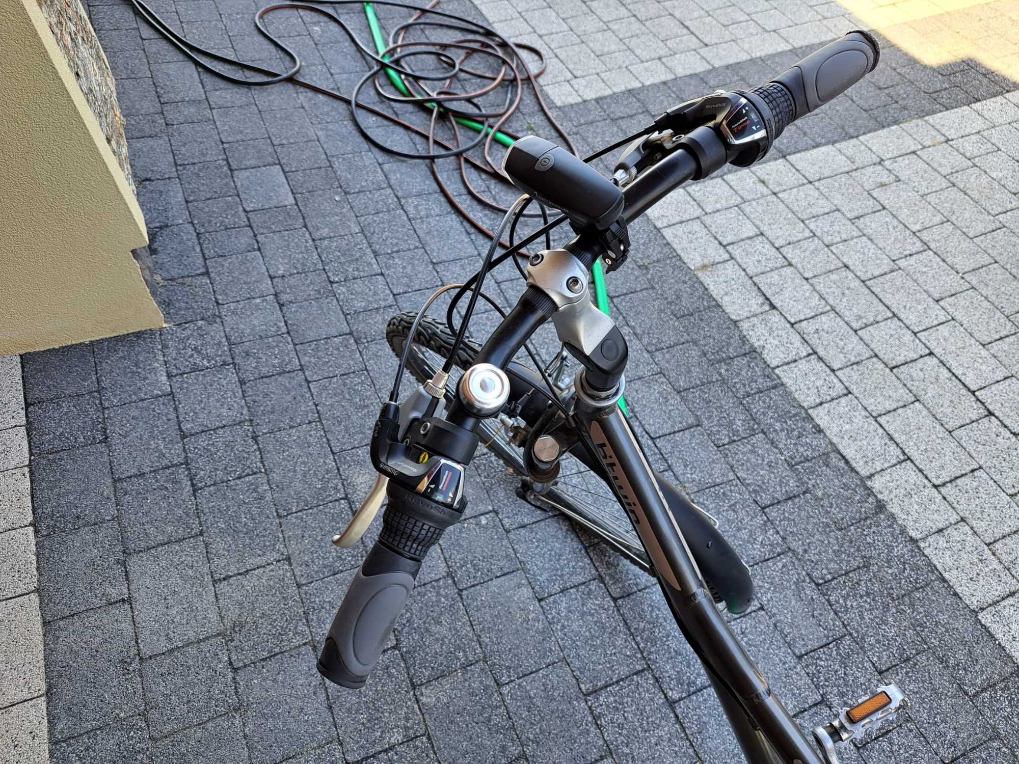 rower trekkingowy uniwersalny B-twin L700