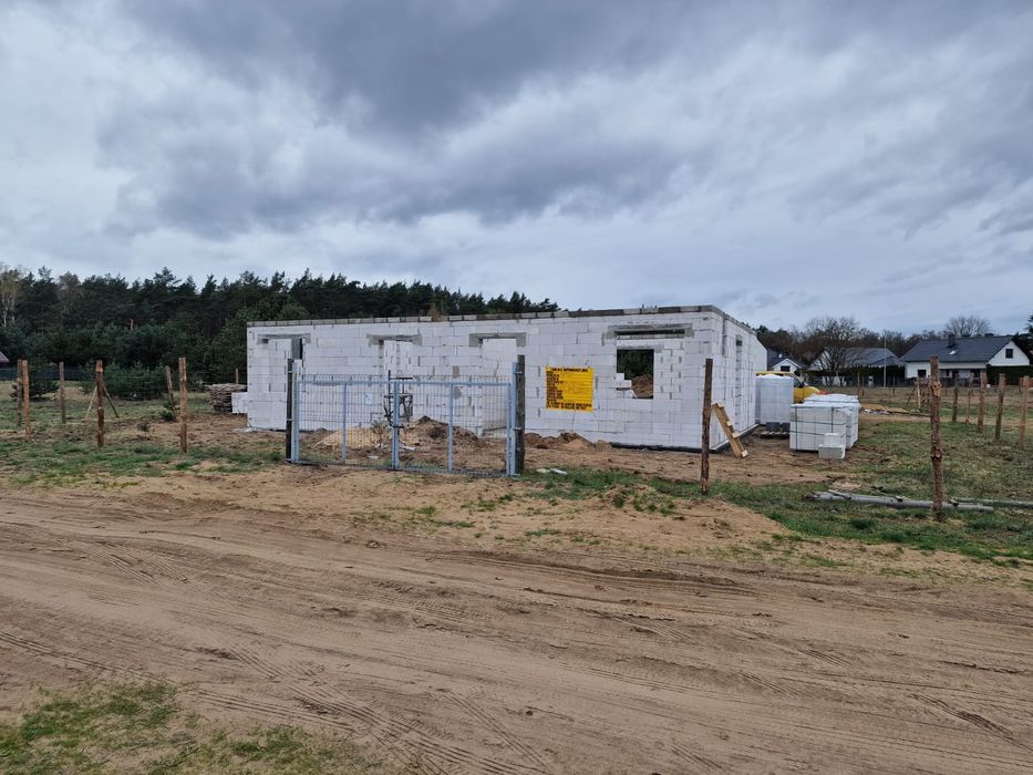 Usługi budowlane, budowa domu, dachy, elewacje