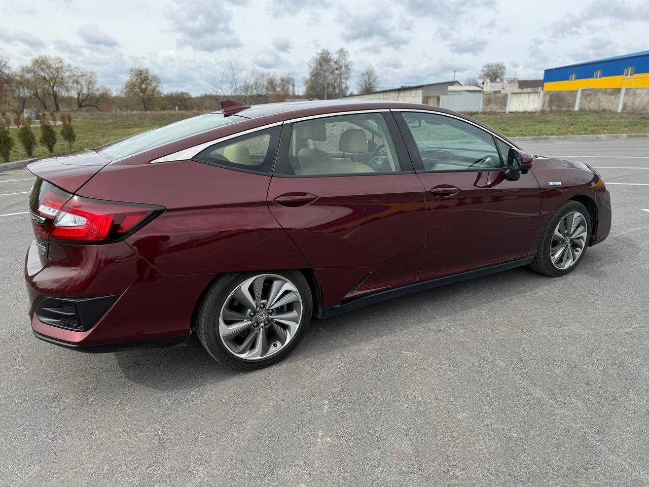 Honda Clarity Touring Plug-in Hybrid