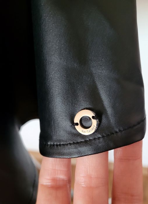 Nowa czarna spódnica damska rozkloszowana z falbankowym wykończeniem